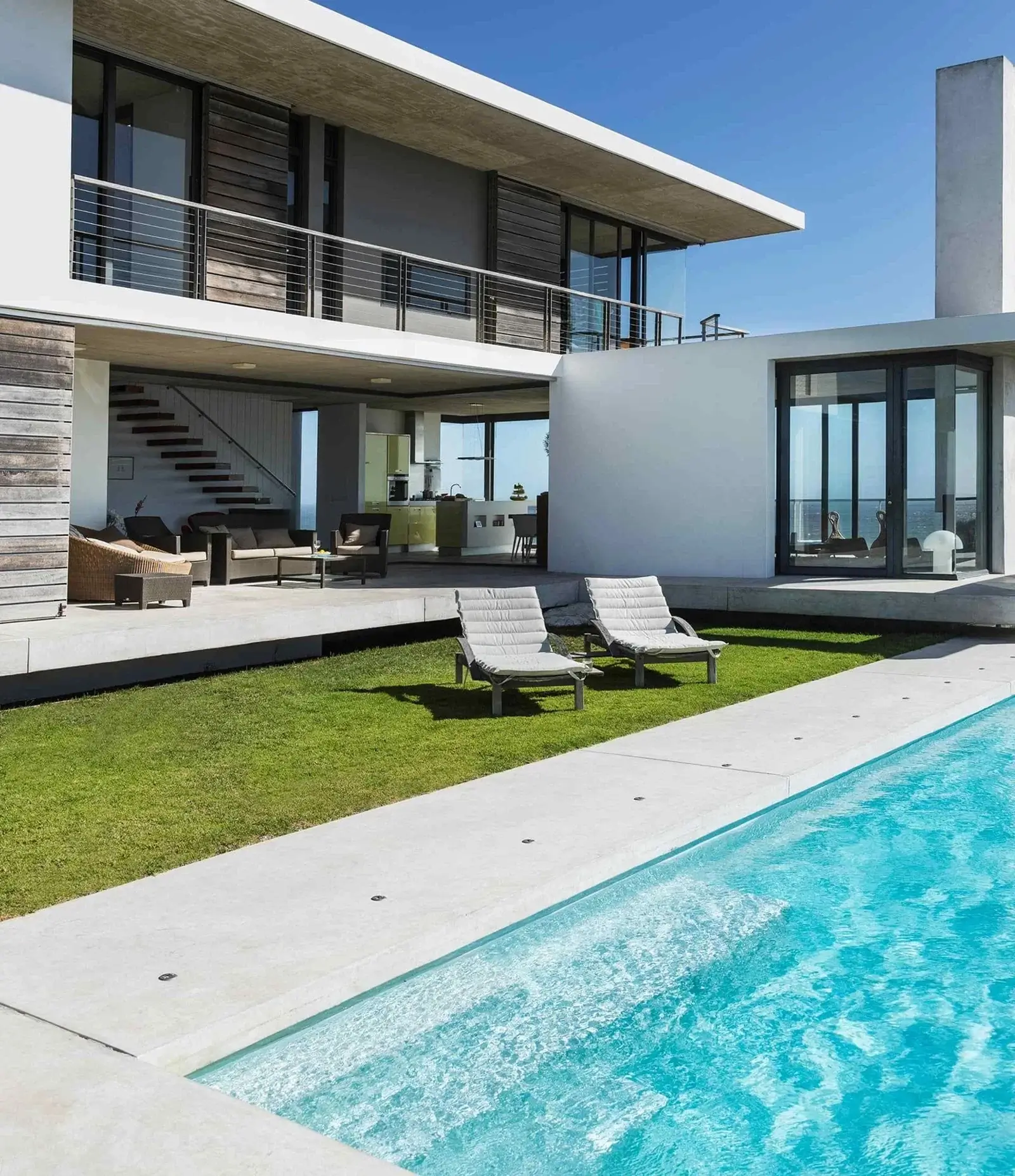 Lakeview Modern Villa